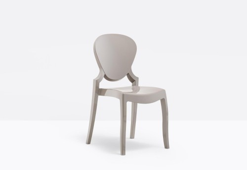 krzesło Queen, krzesło Pedrali, krzesło z tworzywa, krzesło do jadalni, krzesło do restauracji, krzesło outdoorowe, krzesło nowoczesne, krzesło glamour, nowoczesny design, włoski design