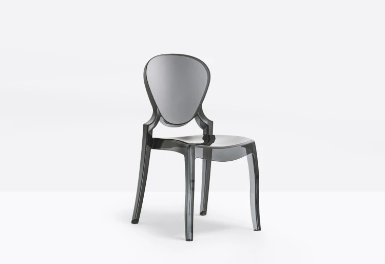 krzesło Queen, krzesło Pedrali, krzesło z tworzywa, krzesło do jadalni, krzesło do restauracji, krzesło outdoorowe, krzesło nowoczesne, krzesło glamour, nowoczesny design, włoski design