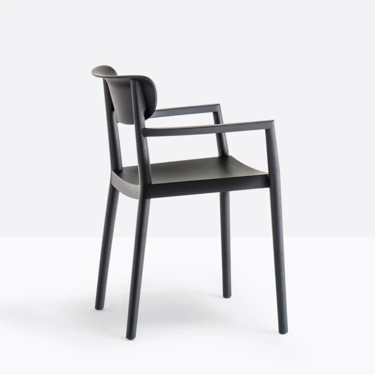 krzesło Tivoli, krzesło Pedrali, krzesło do jadalni, krzesło do kuchni, krzesło do restauracji, krzesło drewniane, włoski design, nowoczesny design