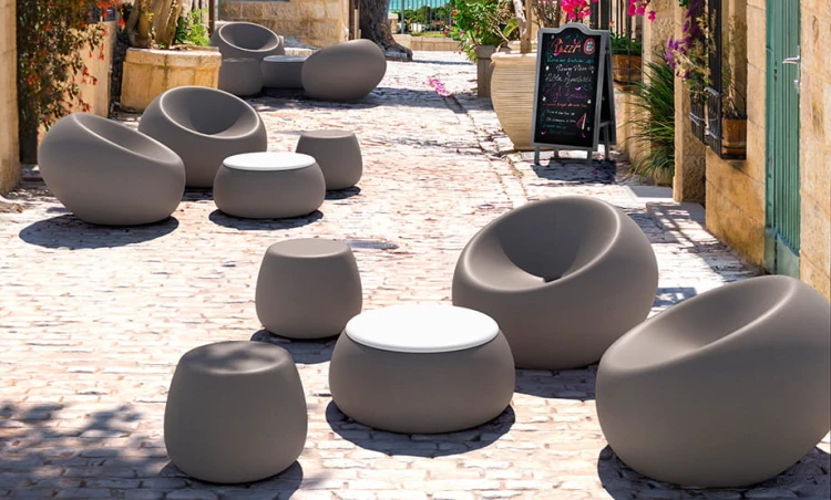 pufa Boom, pufa Plust, pufa outdoorowa, pufa na taras, pufa do ogrodu, stolik boczny, włoski design