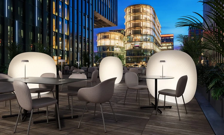 krzesło Fade, krzesło Plust, krzesło outdoorowe, krzesło na taras, krzesło do restauracji, krzesło nowoczesne, krzesło stylowe, nowoczesny design, włoski design