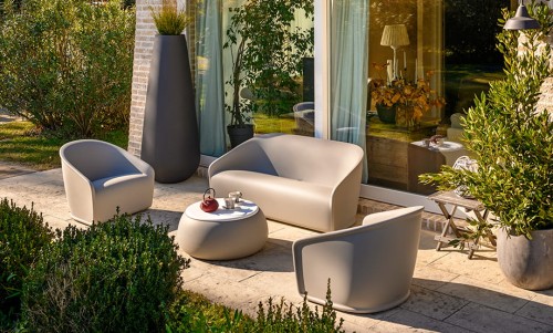 sofa Settembre, sofa Plust, sofa outdoorowa, sofa na taras, sofa ogrodowa, sofa do restauracji, sofa z tworzywa, włoski design