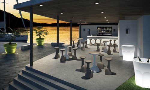 hoker Armillaria, hoker Plust, hoker z tworzywa, hoker outdoorowy, hoker barowy, hoker na taras, hoker do restauracji, włoski design, nowoczesny design