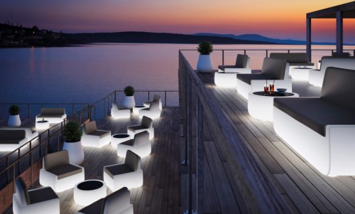 stolik Bold, stolik Plust, stolik kawowy na taras, stolik kawowy do ogrodu, outdoorowy stolik kawowy, stolik do kawiarni, stolik do restauracji, włoski design