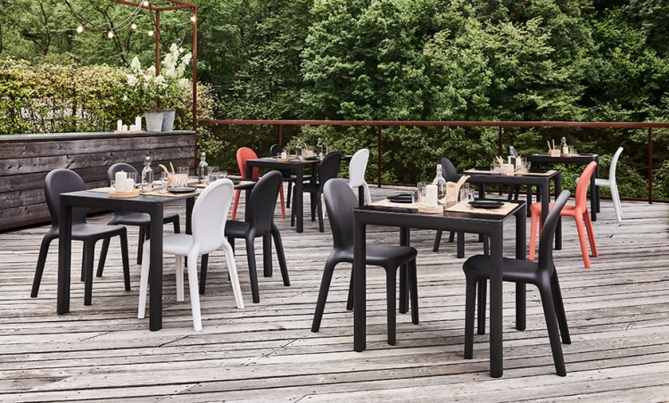 krzesło Chloe, krzesło Plust, krzesło z tworzywa, krzesło outdoorowe, krzesło na taras, krzesło do restauracji, krzesło do kawiarni, krzesło sztaplowane, włoski design