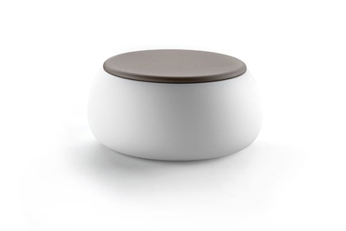 stolik kawowy TBall, stolik kawowy Plust, stolik na taras, stolik ogrodowy, stolik z tworzywa, stolik outdoorowy, stolik odporny na warunki atmosferyczne, stolik podświetlany, włoski design, nowoczesny design
