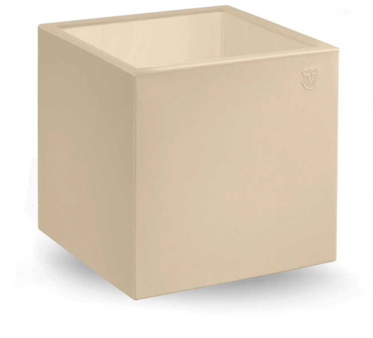 Stolik kawowy Cube Lyxo Design, stolik kawowy z tworzywa sztucznego, stolik kawowy outdoorowy, stolik kawowy na zewnątrz, stolik kawowy eventowy, ława na dwór, stolik do ogrodu