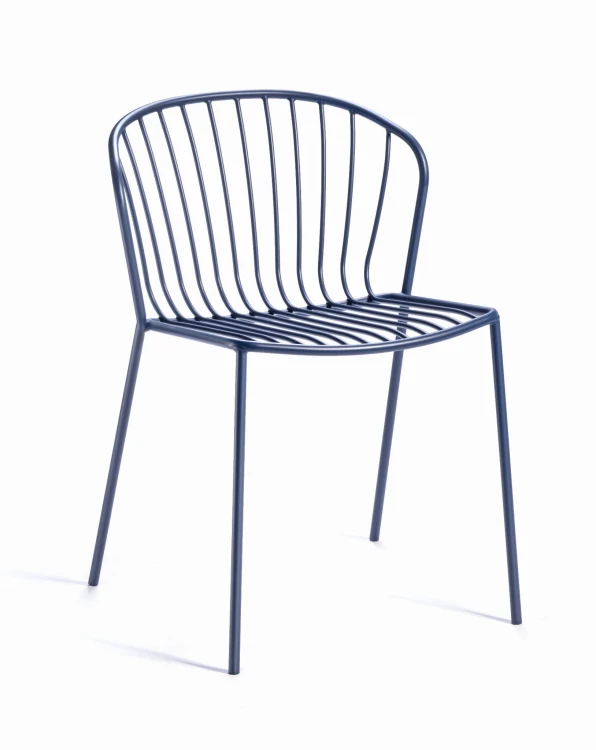 krzesło Amitha, styl industrialny, krzesło outdoor, krzesło do restauracji, minimalizm, trwałość, odporność na warunki, nowoczesny design, pręty stalowe, loft, meble komercyjne