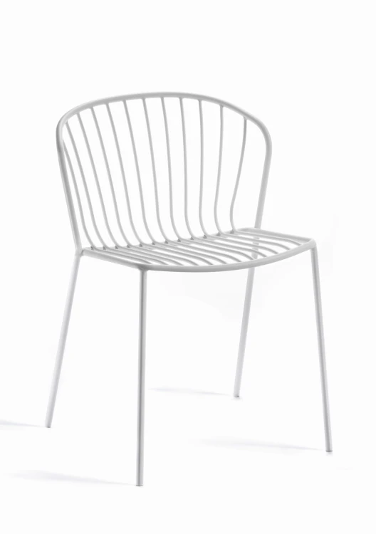 krzesło Amitha, styl industrialny, krzesło outdoor, krzesło do restauracji, minimalizm, trwałość, odporność na warunki, nowoczesny design, pręty stalowe, loft, meble komercyjne