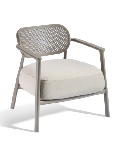 fotel Nuta, Gaber, fotel z podłokietnikami, fotel zewnętrzny, fotel ogrodowy, tapicerowane siedzisko, fotel tarasowy, fotel balkonowy, fotel do restauracji, ergonomiczny fotel, designerski fotel