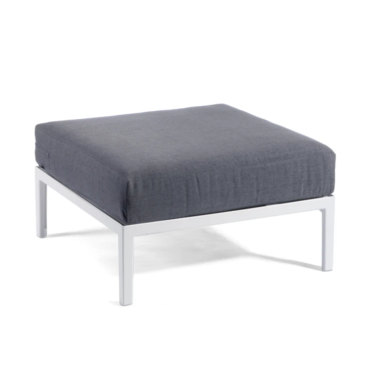 pufa Engels, pufa Gaber, pufa outdoorowa, pufa z tworzywa, pufa tapicerowana, pufa na taras, włoski design, nowoczesny design