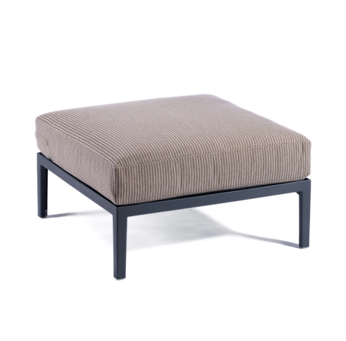pufa Engels, pufa Gaber, pufa outdoorowa, pufa z tworzywa, pufa tapicerowana, pufa na taras, włoski design, nowoczesny design
