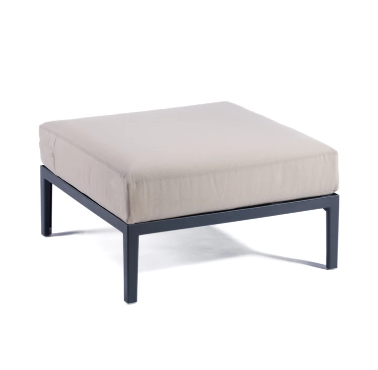 pufa Engels, pufa Gaber, pufa outdoorowa, pufa z tworzywa, pufa tapicerowana, pufa na taras, włoski design, nowoczesny design