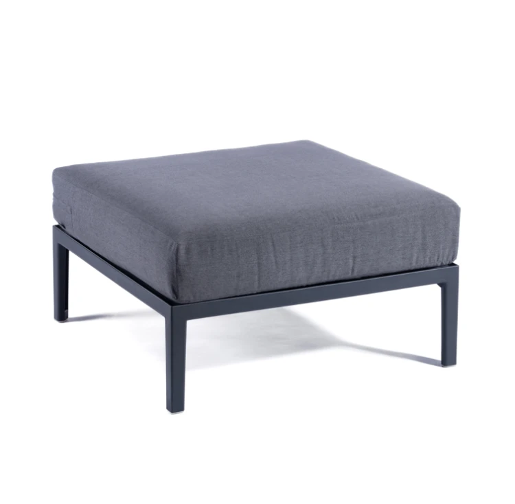 pufa Engels, pufa Gaber, pufa outdoorowa, pufa z tworzywa, pufa tapicerowana, pufa na taras, włoski design, nowoczesny design