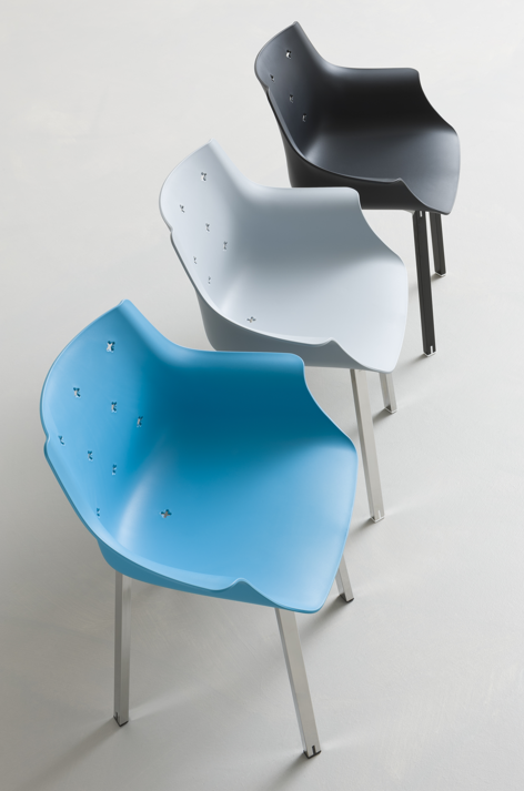 krzesło More, ergonomiczne krzesło, krzesło z podłokietnikami, krzesło do jadalni, krzesło do biura, krzesło konferencyjne, krzesło do restauracji, krzesło do kawiarni, designerskie krzesło, krzesło z tworzywa