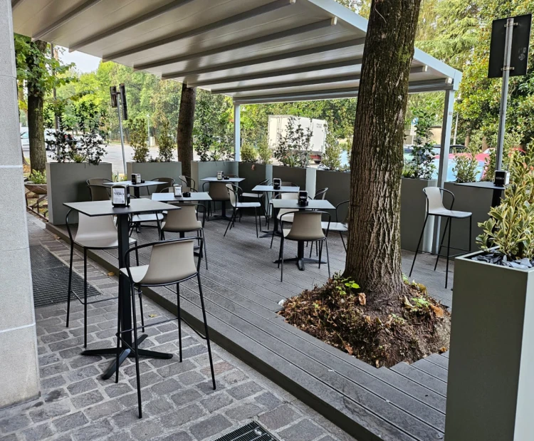 stolik barowy Arket, stolik barowy Gaber, stolik barowy do restauracji, stolik barowy do kawiarni, stolik outdoorowy, stolik na taras, stolik na balkon, stolik do ogródka restauracyjnego