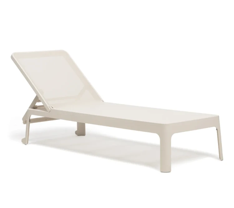 leżak Plano, Nardi, włoski design, leżak basenowy, leżak hotelowy, leżak do aquaparku, leżak komercyjny, regulowane oparcie, odporny na warunki atmosferyczne, odporny na wilgoć, odporny na pleśń, sztaplowany leżak