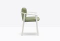 krzesło Lamorisse, krzesło Pedrali, włoski design, krzesło aluminiowe, krzesło tapicerowane, krzesło z podłokietnikami, krzesło outdoorowe, eleganckie krzesło, meble włoskie, krzesło na taras, krzesło do restauracji