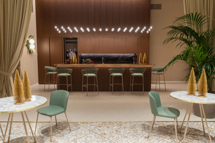 krzesło Nym, krzesło Pedrali, włoski design, krzesło stalowe, krzesło tapicerowane, krzesło do jadalni, krzesło do restauracji, krzesło ergonomiczne