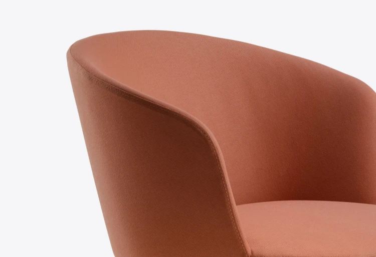 krzesło Nym, krzesło Pedrali, włoski design, krzesło stalowe, krzesło tapicerowane, krzesło do jadalni, krzesło do restauracji, krzesło ergonomiczne