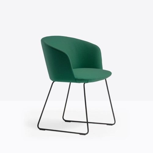 krzesło Nym, krzesło Pedrali, włoski design, krzesło stalowe, krzesło tapicerowane, krzesło do jadalni, krzesło do restauracji, krzesło ergonomiczne