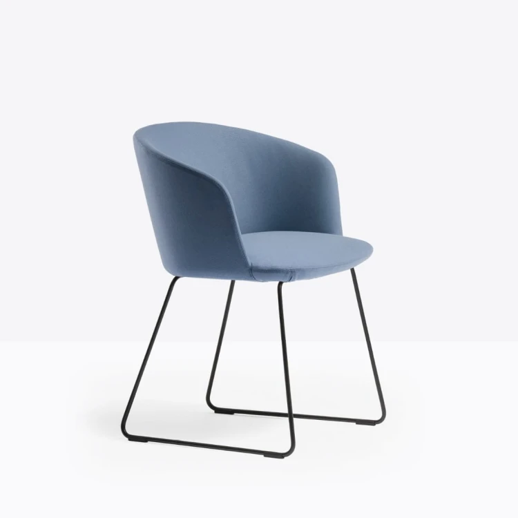 krzesło Nym, krzesło Pedrali, włoski design, krzesło stalowe, krzesło tapicerowane, krzesło do jadalni, krzesło do restauracji, krzesło ergonomiczne