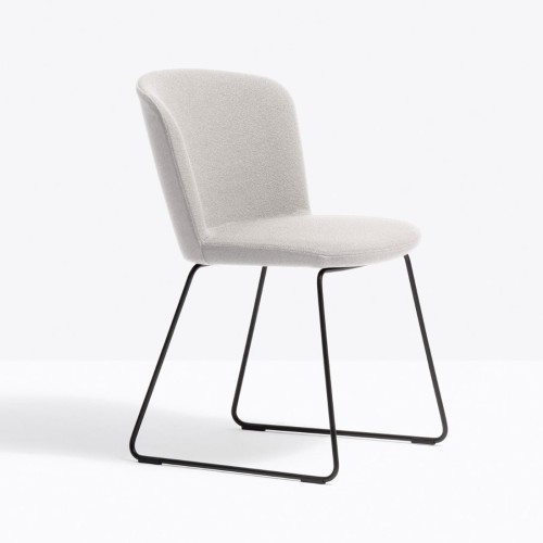 krzesło Nym, krzesło Pedrali, włoski design, krzesło stalowe, krzesło tapicerowane, krzesło do jadalni, krzesło do restauracji, krzesło ergonomiczne