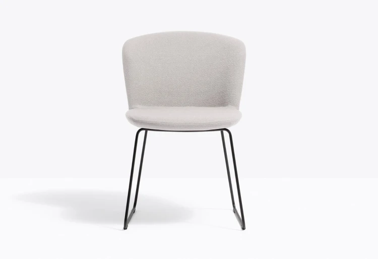 krzesło Nym, krzesło Pedrali, włoski design, krzesło stalowe, krzesło tapicerowane, krzesło do jadalni, krzesło do restauracji, krzesło ergonomiczne