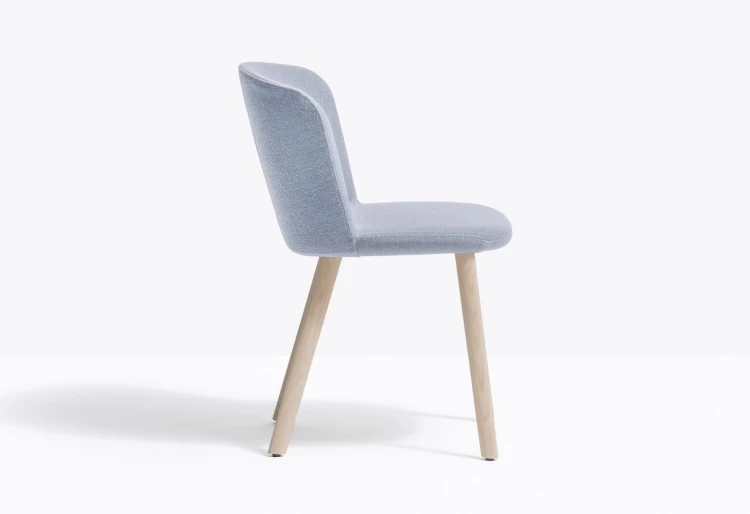 krzesło Nym, krzesło Pedrali, włoski design, krzesło drewniane, krzesło tapicerowane, krzesło do jadalni, krzesło do restauracji, krzesło ergonomiczne