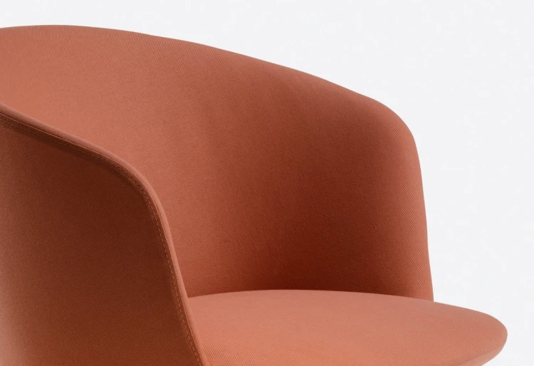 krzesło Nym, krzesło Pedrali, włoski design, krzesło drewniane, krzesło tapicerowane, krzesło do jadalni, krzesło do restauracji, krzesło ergonomiczne