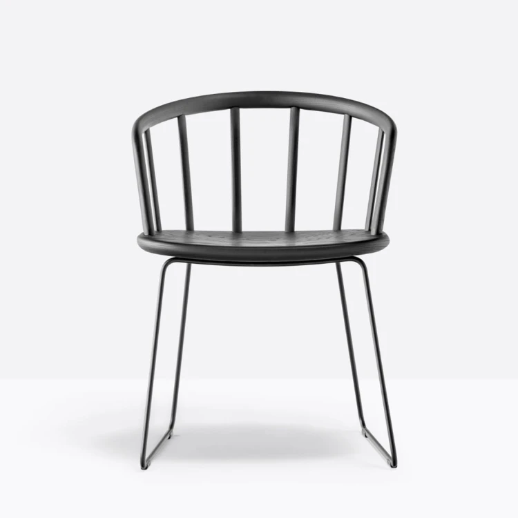 krzesło Nym, krzesło Pedrali, włoski design, krzesło drewniane, krzesło do jadalni, krzesło do restauracji, krzesło ergonomiczne