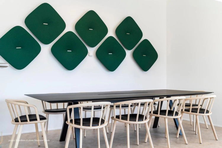 krzesło Nym, krzesło Pedrali, włoski design, krzesło drewniane, krzesło tapicerowane, krzesło do jadalni, krzesło do restauracji, krzesło ergonomiczne