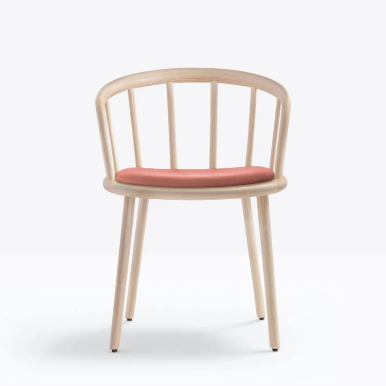 krzesło Nym, krzesło Pedrali, włoski design, krzesło drewniane, krzesło tapicerowane, krzesło do jadalni, krzesło do restauracji, krzesło ergonomiczne