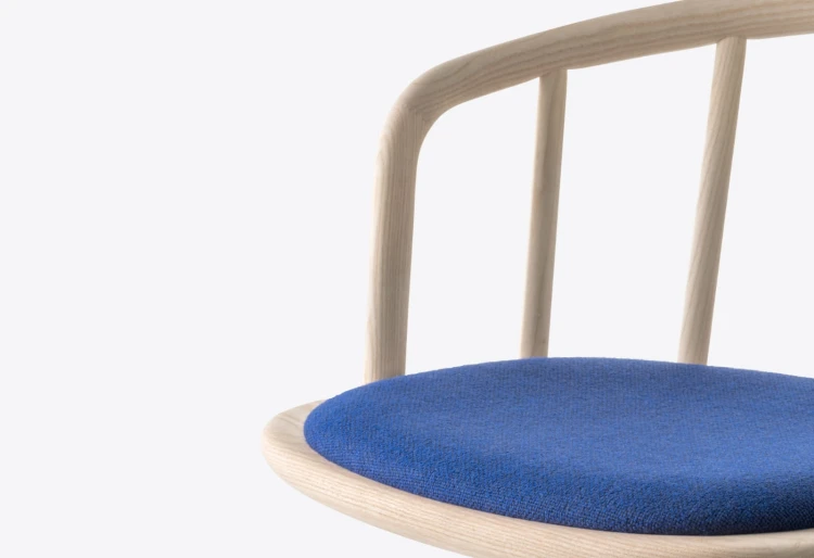 krzesło Nym, krzesło Pedrali, włoski design, krzesło drewniane, krzesło tapicerowane, krzesło do jadalni, krzesło do restauracji, krzesło ergonomiczne