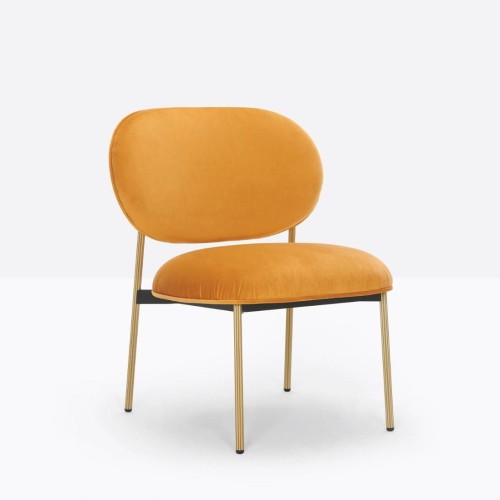 fotel Blume, fotel Pedrali, włoski design, fotel aluminiowy, fotel tapicerowany, fotel do biura, fotel do restauracji, elegancki fotel, nowoczesne meble, meble włoskie, fotel do salonu