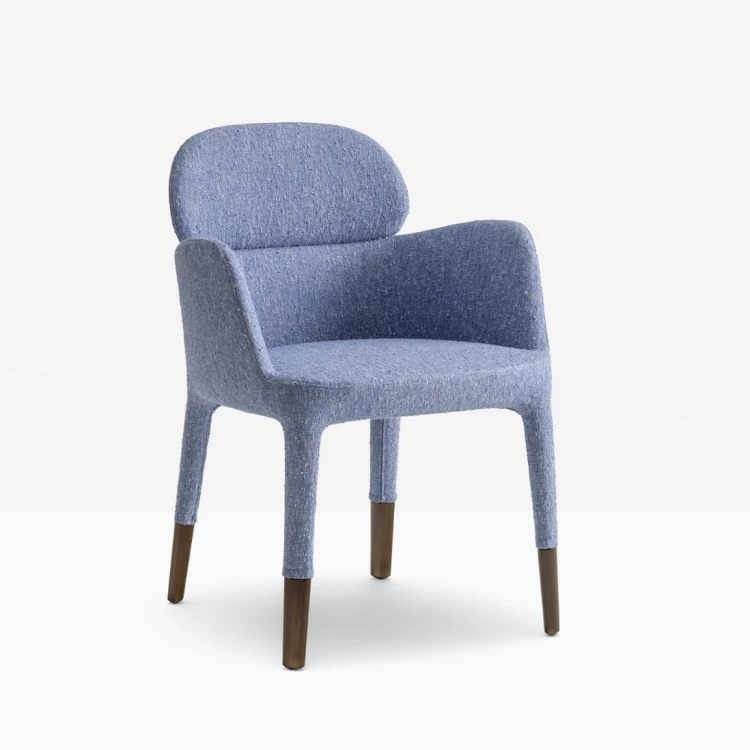 krzesło Ester Pedrali, krzesło designerskie, krzesło eleganckie, krzesło tapicerowane, krzesło z aluminium, krzesło do restauracji, krzesło do hotelu, krzesło nowoczesne, krzesło premium, krzesło ergonomiczne, designerskie krzesło