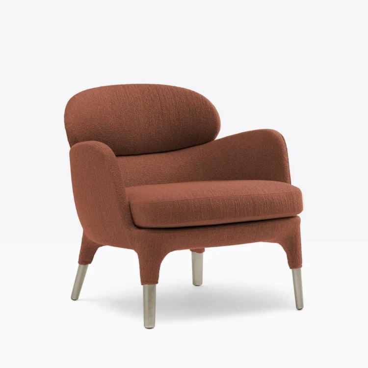 fotel Ester Pedrali, fotel designerski, fotel elegancki, fotel tapicerowany, fotel do restauracji, fotel do hotelu, fotel nowoczesny, fotel premium, fotel ergonomiczny, designerski fotel