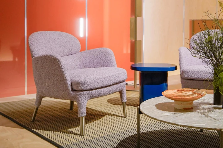 fotel Ester Pedrali, fotel designerski, fotel elegancki, fotel tapicerowany, fotel do restauracji, fotel do hotelu, fotel nowoczesny, fotel premium, fotel ergonomiczny, designerski fotel