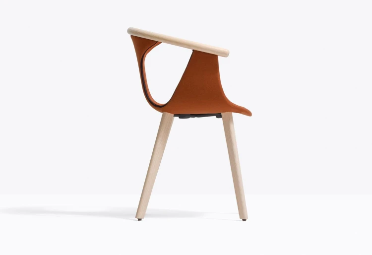 krzesło Fox, krzesło tapicerowane, krzesło z drewna jesionowego, designerskie krzesło, nowoczesne krzesło do jadalni, włoskie krzesło, krzesło ze stalową ramą