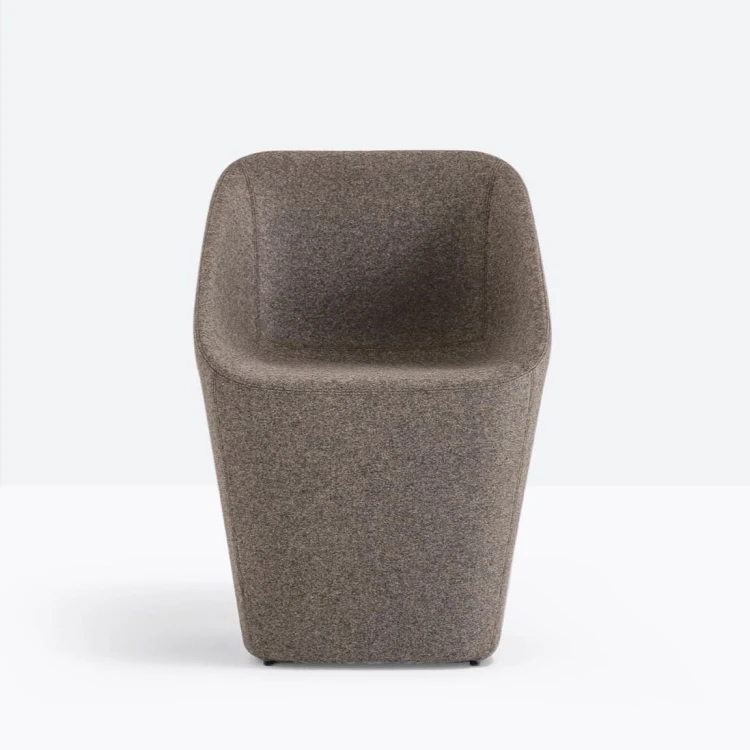 fotel Log, tapicerowany fotel, nowoczesny fotel, designerski fotel, fotel do salonu, fotel do sypialni, fotel do jadalni, fotel ergonomiczny, wygodny fotel, rzeźbiarski fotel