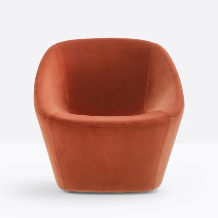 fotel Log, tapicerowany fotel, nowoczesny fotel, designerski fotel, fotel do salonu, fotel do sypialni, fotel do jadalni, fotel ergonomiczny, wygodny fotel, rzeźbiarski fotel