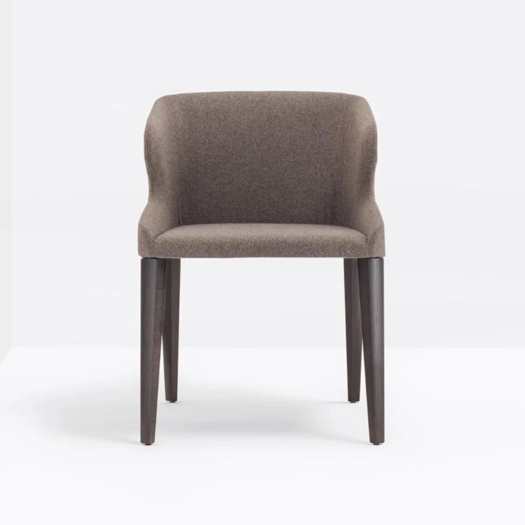 krzesło Leila, krzesło Pedrali, krzesło tapicerowane, krzesło dębowe, krzesło do jadalni, krzesło do biura, krzesło do gabinetu, włoski design