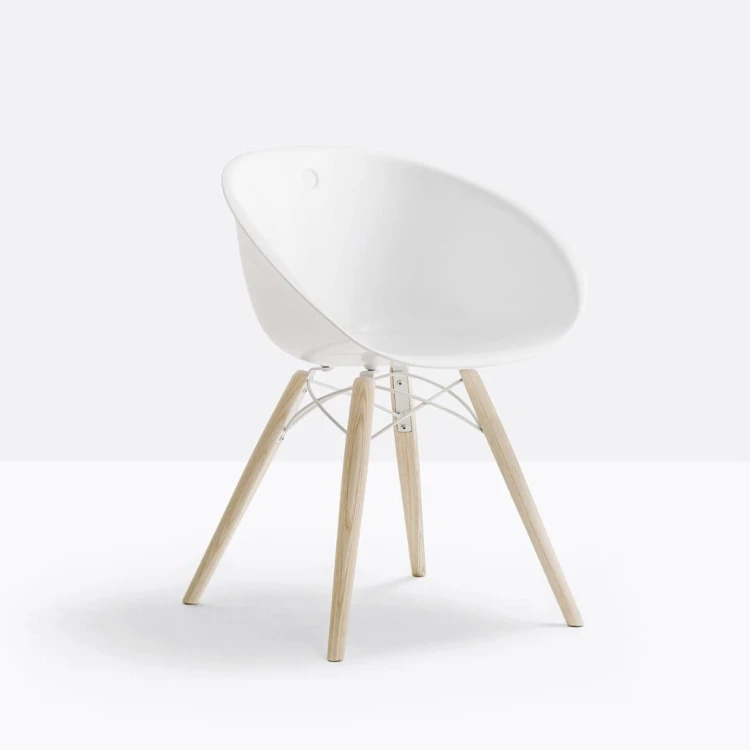 krzesło Pedrali, krzesło Gliss, designerskie krzesło, włoski design, krzesło z podłokietnikami, krzesło do jadalni, krzesło do kuchni, krzesło do restauracji, krzesło do kawiarni, krzesło konferencyjne, krzesło drewniane