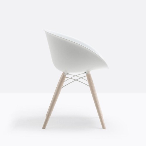 krzesło Pedrali, krzesło Gliss, designerskie krzesło, włoski design, krzesło z podłokietnikami, krzesło do jadalni, krzesło do kuchni, krzesło do restauracji, krzesło do kawiarni, krzesło konferencyjne, krzesło drewniane