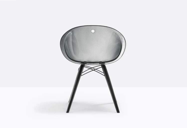 krzesło Pedrali, krzesło Gliss, designerskie krzesło, włoski design, krzesło z podłokietnikami, krzesło do jadalni, krzesło do kuchni, krzesło do restauracji, krzesło do kawiarni, krzesło konferencyjne, krzesło drewniane