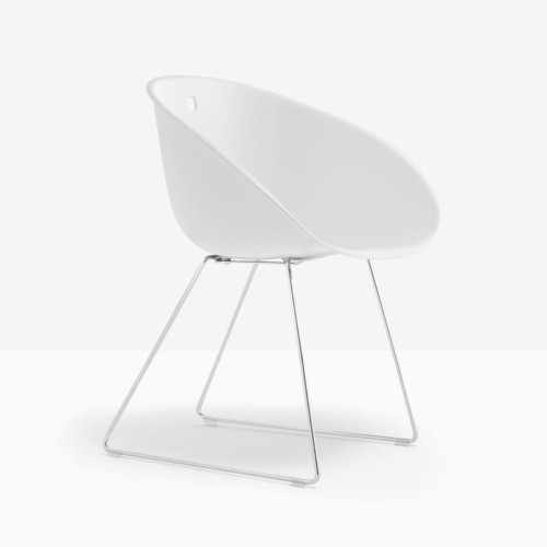 krzesło Pedrali, krzesło Gliss, designerskie krzesło, włoski design, krzesło z podłokietnikami, krzesło do jadalni, krzesło do kuchni, krzesło do restauracji, krzesło do kawiarni, krzesło konferencyjne, krzesło drewniane