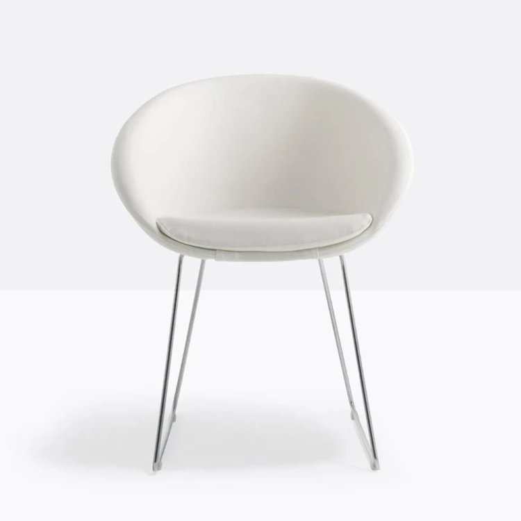 krzesło Pedrali, krzesło Gliss, designerskie krzesło, włoski design, krzesło z podłokietnikami, krzesło do jadalni, krzesło do kuchni, krzesło do restauracji, krzesło do kawiarni, krzesło konferencyjne