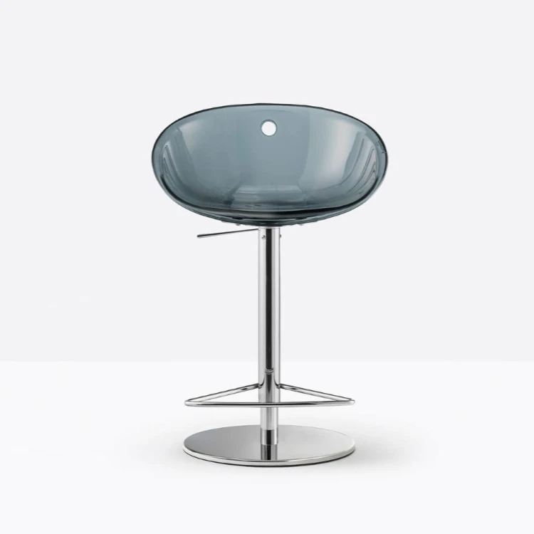 hoker Pedrali, hoker Gliss, designerski hoker, włoski design, hoker z podłokietnikami, hoker do jadalni, hoker do kuchni, hoker do restauracji, hoker do kawiarni