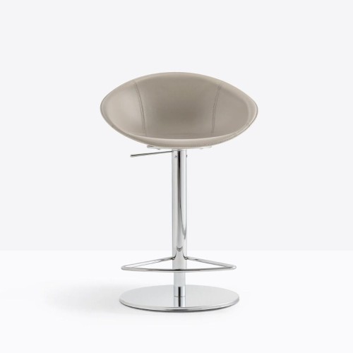 hoker Pedrali, hoker Gliss, designerski hoker, włoski design, hoker z podłokietnikami, hoker do jadalni, hoker do kuchni, hoker do restauracji, hoker do kawiarni