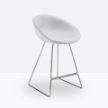 hoker Pedrali, hoker Gliss, designerski hoker, włoski design, hoker z podłokietnikami, hoker do jadalni, hoker do kuchni, hoker do restauracji, hoker do kawiarni